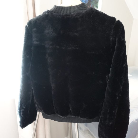 Faux Fur Bomber Jacker - Picture 2 of 4
